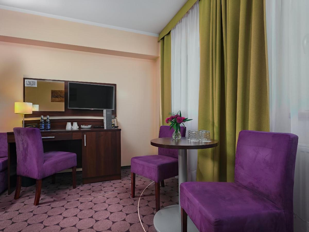Aparthotel Lumen Krakow Luaran gambar