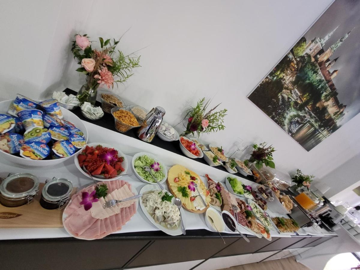 Aparthotel Lumen Krakow Luaran gambar